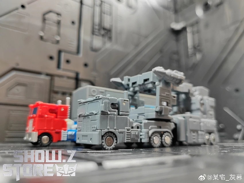 Dr.Wu DW-E23 Tactical Commander Ultra Magnus 6 Dr.Wu DW-E23 Tactical Commander Ultra Magnus - Image 6